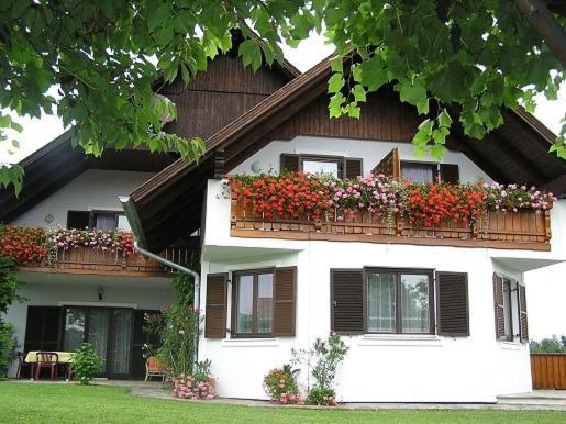 Pension Maria Wallner Bad Gams エクステリア 写真