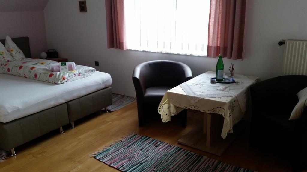 Pension Maria Wallner Bad Gams エクステリア 写真